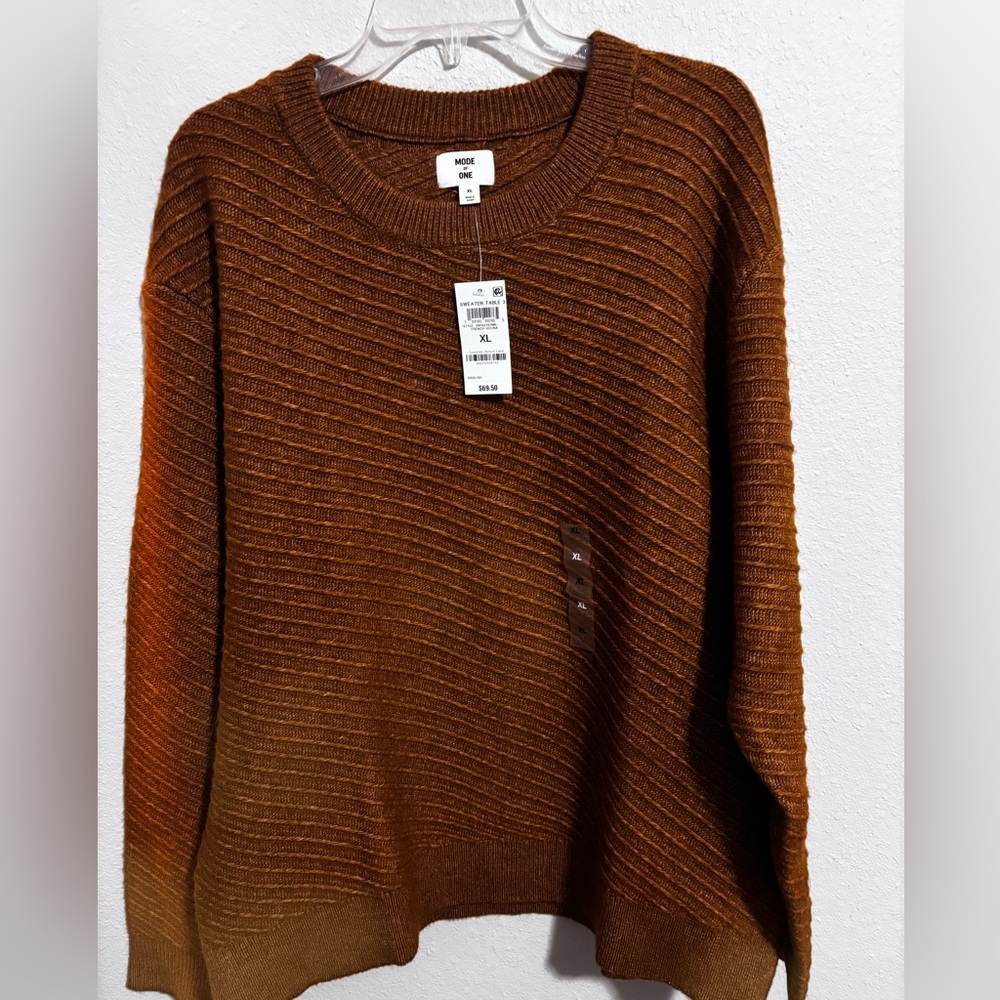 Mode of One women’s NWT cable knit sweater